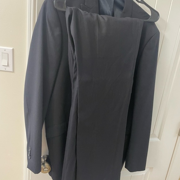 Kenneth Cole Reaction Mens Suit 42L Jacket/Pants 35L - Picture 8 of 8